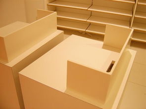 廣州市克蕾雅人造石加工廠 人造石展柜高清圖片與化妝品制造應(yīng)用